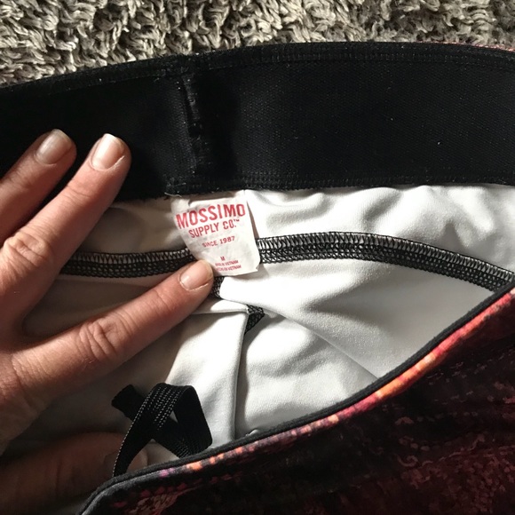 Workout pants - Picture 3 of 3